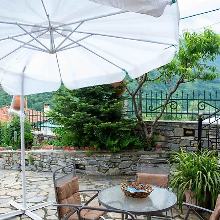 Efi's * Áyios Dhimítrios