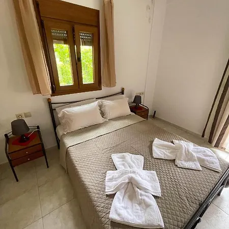 Apartament Efi's Áyios Dhimítrios